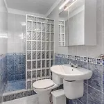 דירה -2 Minute From The Beach.