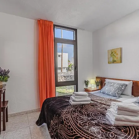 -2 Minute From The Beach. Appartamento