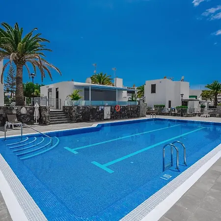 -2 Minute From The Beach. Apartment Playa de las Americas (Tenerife)