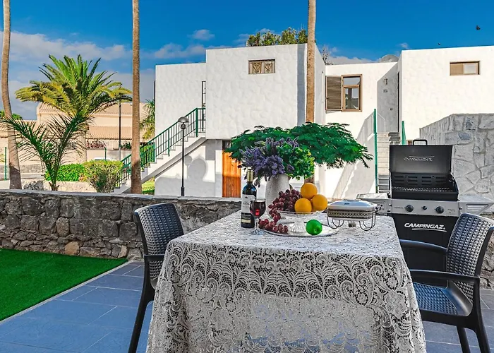 -2 Minute From The Beach. Apartman *